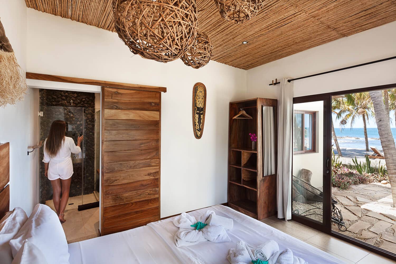 luxury surf accommodation nicaragua